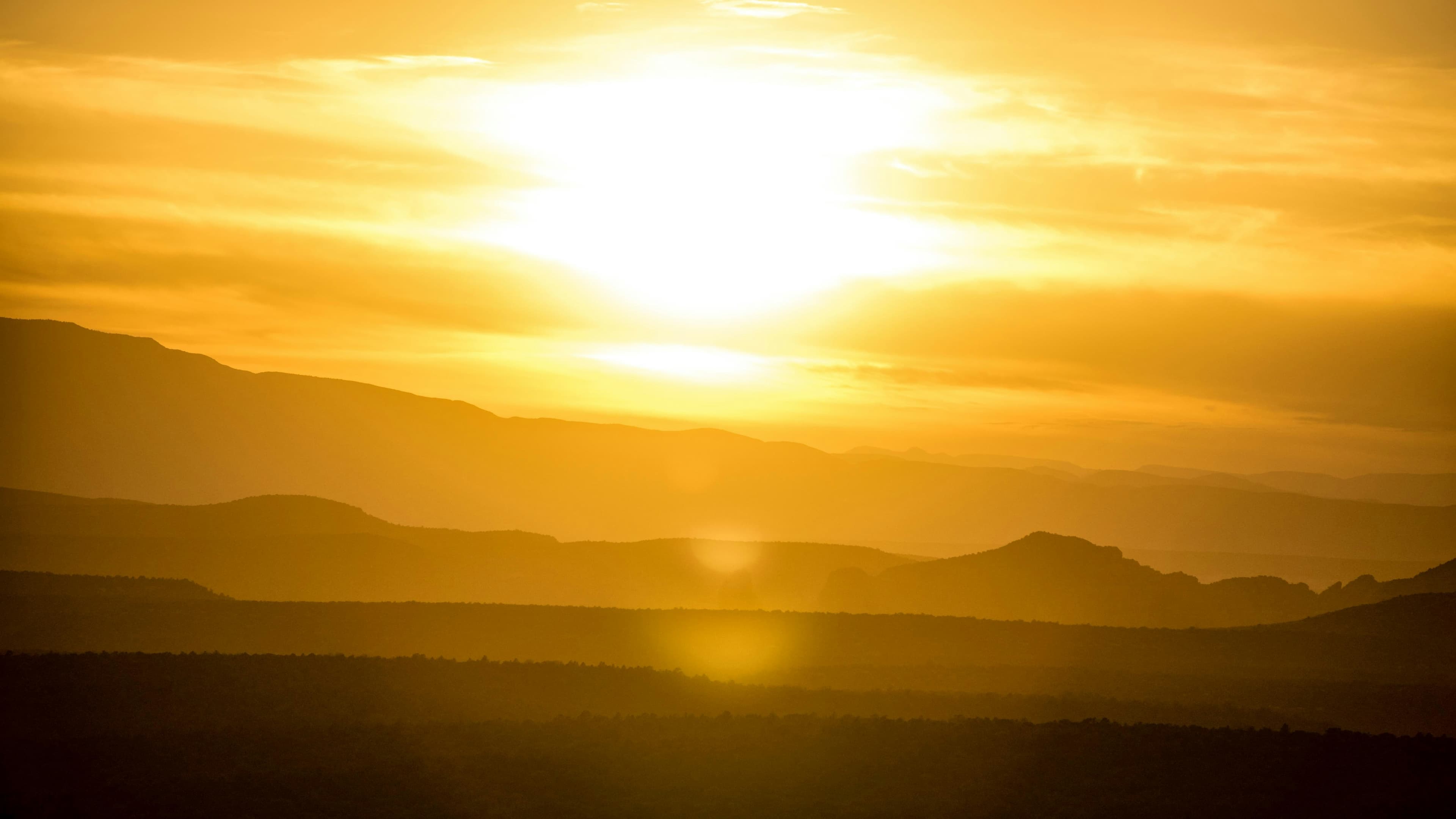 Pakleni vikend u Hrvatskoj: Temperature do 39 stupnjeva, cijela zemlja pod meteoalarmom